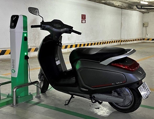 1 ngày sạc xe điện 2 lần có sao không