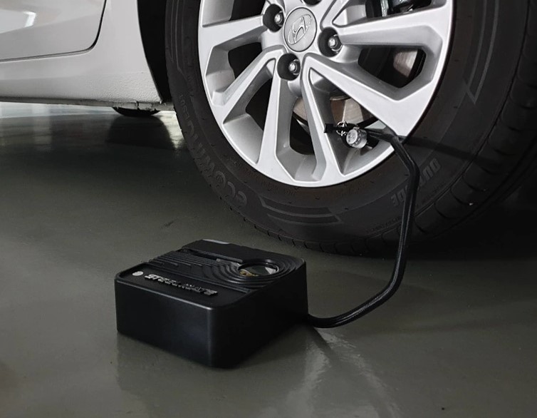 Bao lâu nên bơm lốp xe ô tô để tiết kiệm xăng và kéo dài tuổi thọ lốp