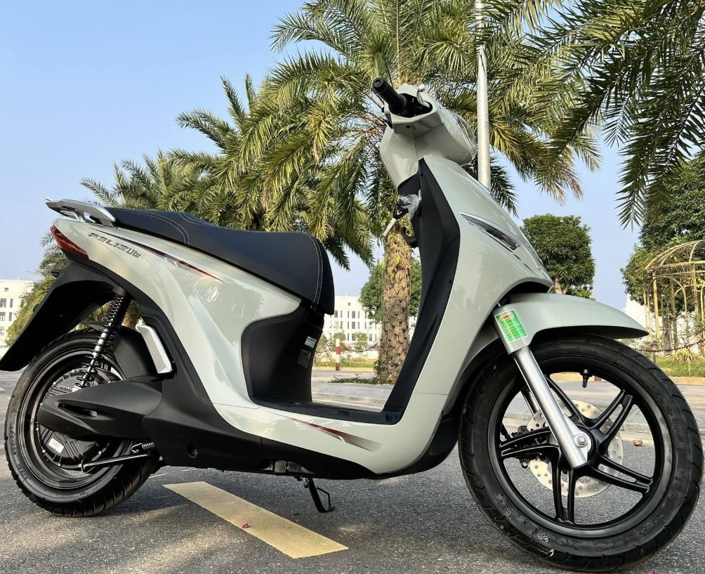 Hướng dẫn sạc xe máy điện VinFast tại nhà