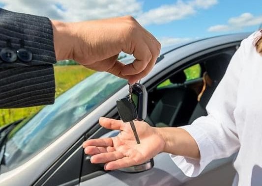 Không có giấy phép lái xe ô tô bị phạt bao nhiêu tiền theo quy định mới nhất hiện nay?