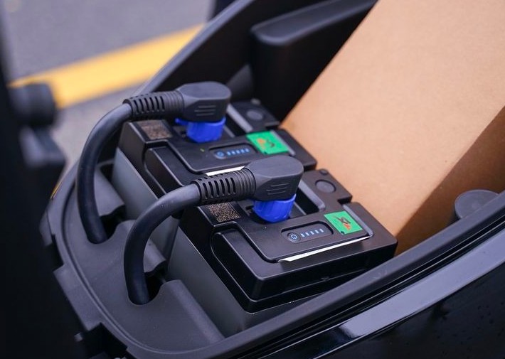 Xe máy điện VinFast nên sạc bao nhiêu phần trăm để pin bền, ít hao