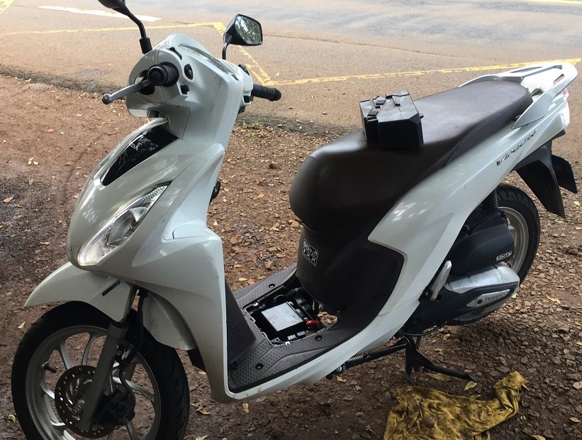 Xe tay ga hết bình có đạp được không