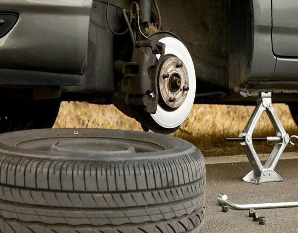 Xe Vios đi bao nhiêu KM thì thay lốp để đảm bảo an toàn