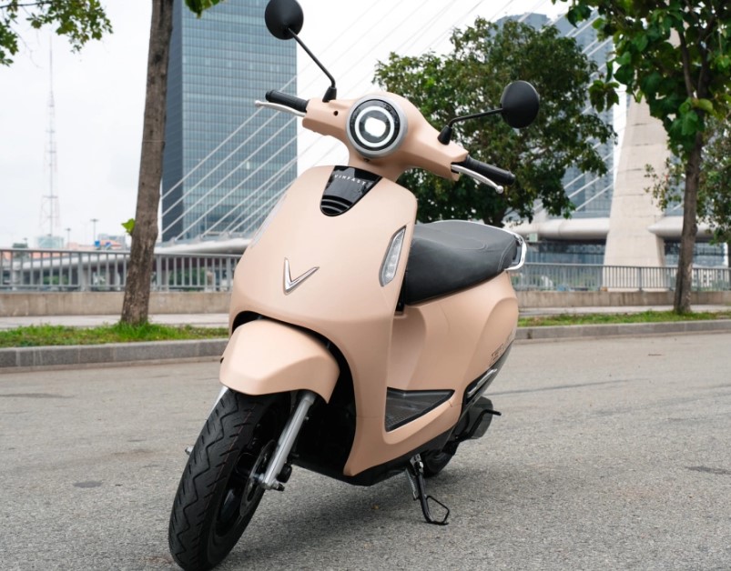 Cách kết nối điện thoại với xe VinFast Evo Grand