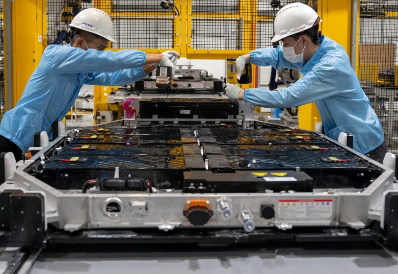 Kiểm tra độ chai pin VinFast VF5 để biết pin xe còn tốt hay không