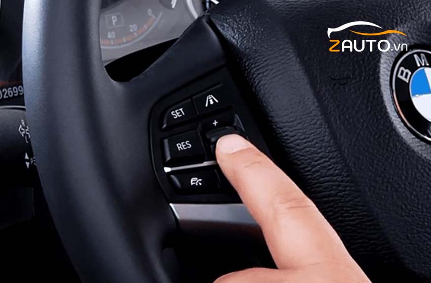 Chức năng Cruise Control trên xe ô tô là gì?