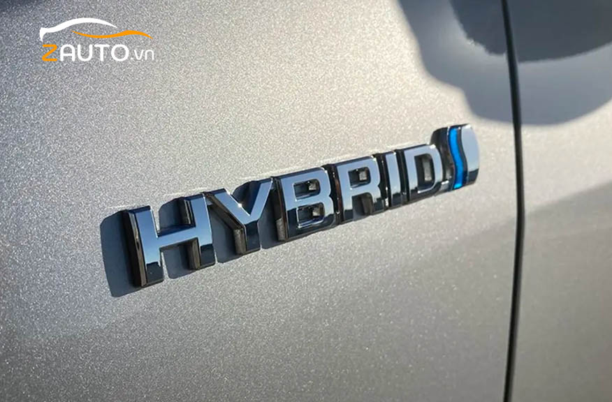 Xe ô tô hybrid có cần sạc pin không