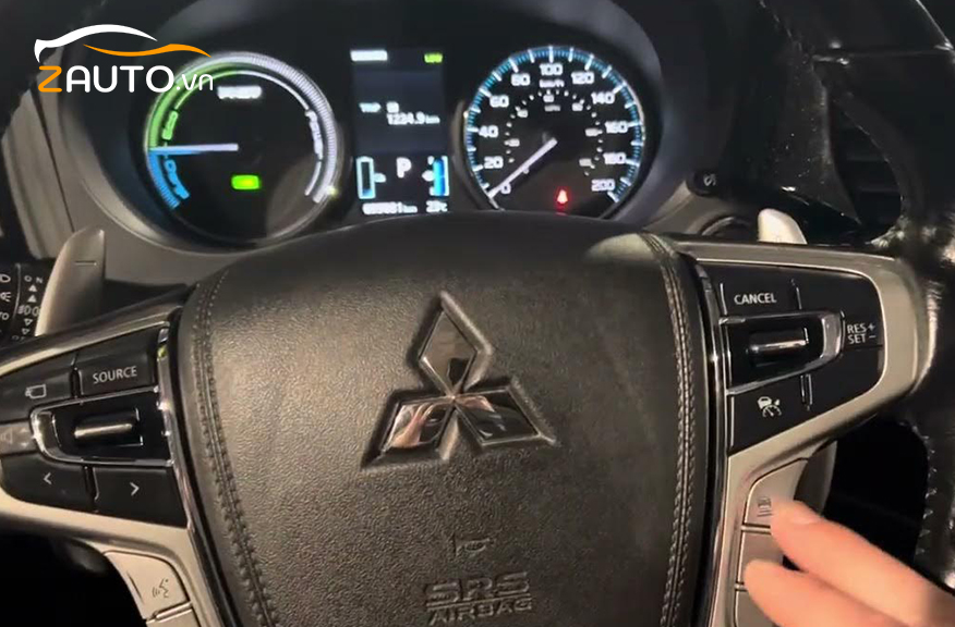 Kích hoạt Adaptive Cruise Control Mitsubishi Outlander tại Sài Gòn