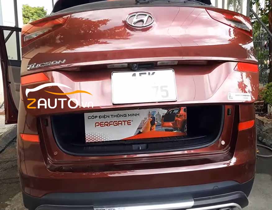 Lắp cốp điện Hyundai Tucson zin theo xe