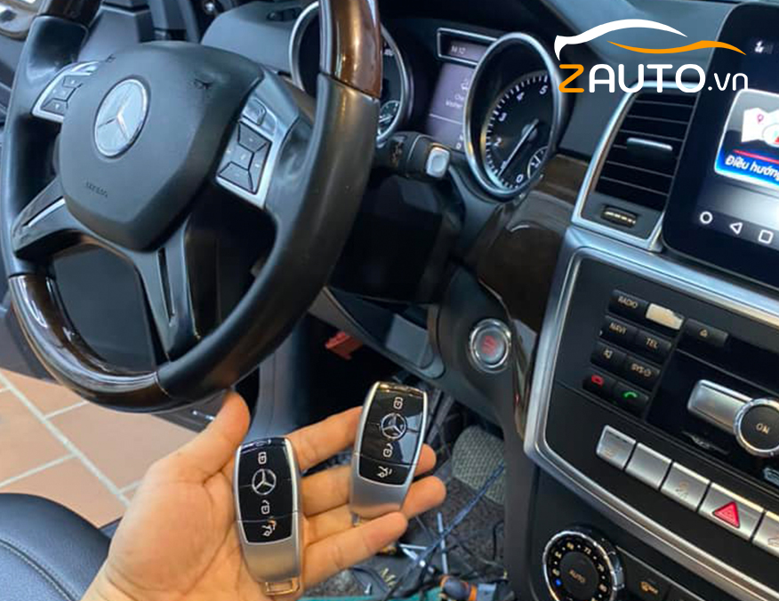 Lắp Smartkey xe Mercedes ML350 ở Sài Gòn