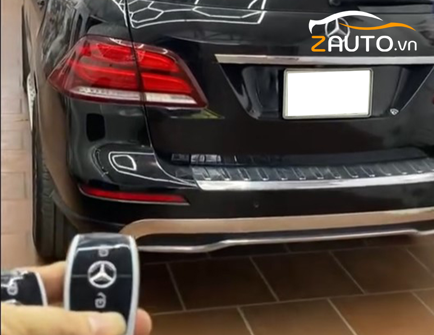 Lắp đề nổ Smartkey xe Mercedes ML350 tại TP.HCM