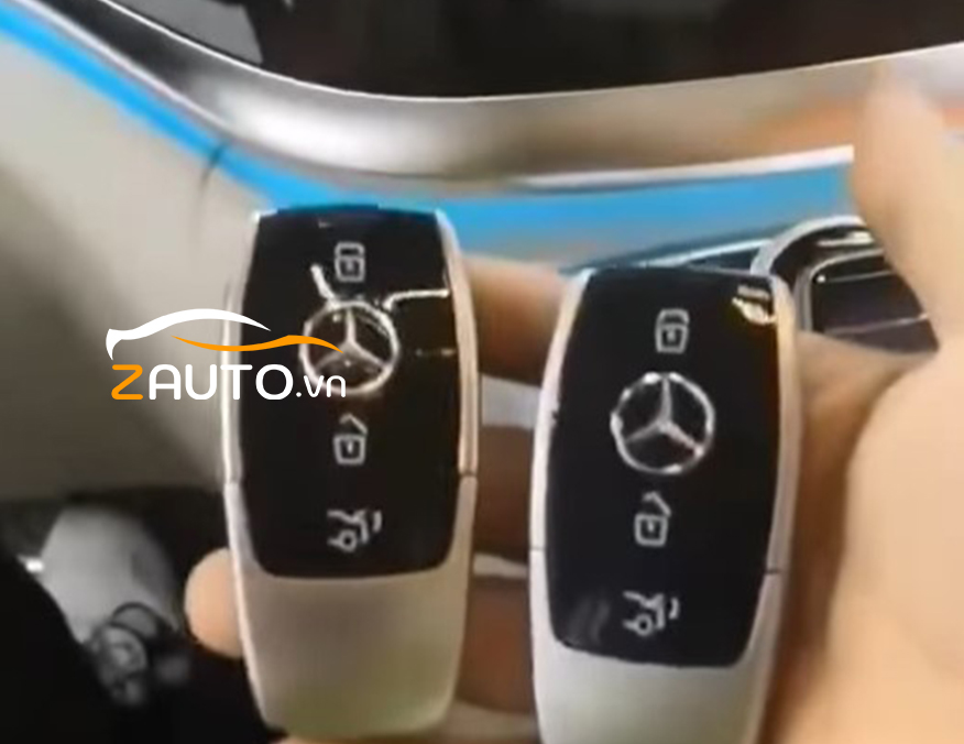 Lắp đề nổ Smartkey xe Mercedes V250 tại Dĩ An, Bình Dương