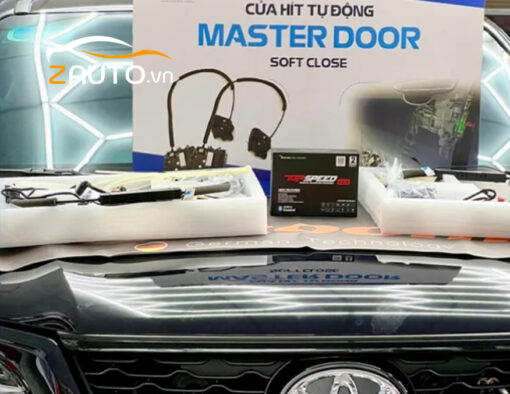 Lắp cửa hít Master Door xe ô tô tại Dĩ An