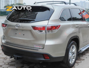 Lắp cốp điện Toyota Highlander zin theo xe