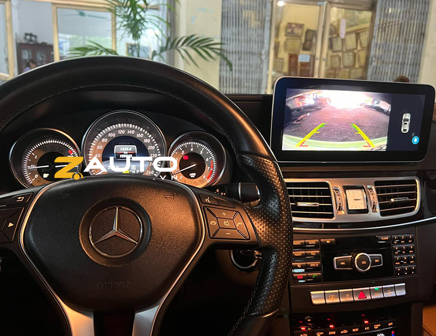 Lắp màn hình android Mercedes E250 tại Dĩ An