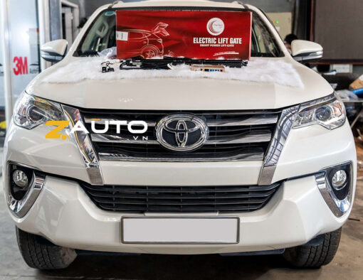 Độ cốp điện Toyota Fortuner