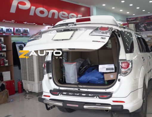 Độ cốp điện Toyota Fortuner chính hãng