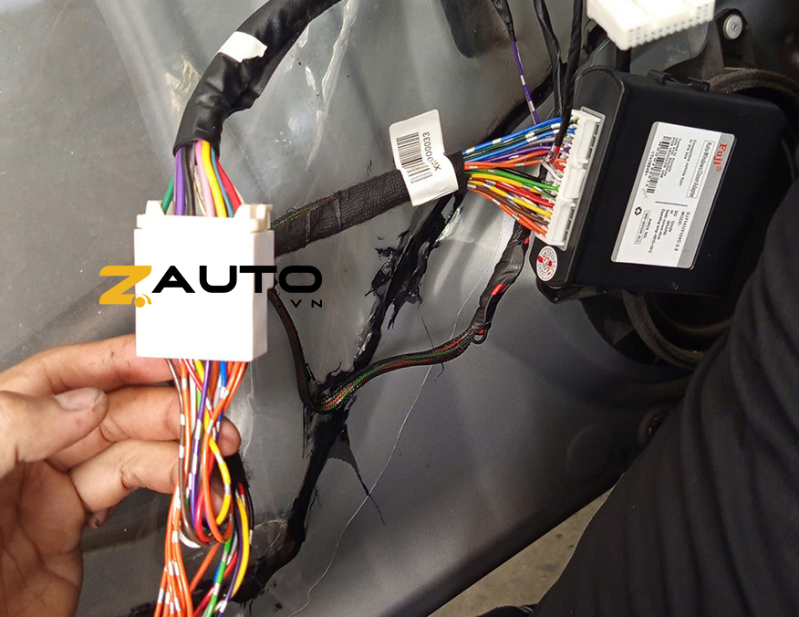 Nâng cấp gập gương lên xuống kính cho xe ô tô Toyota