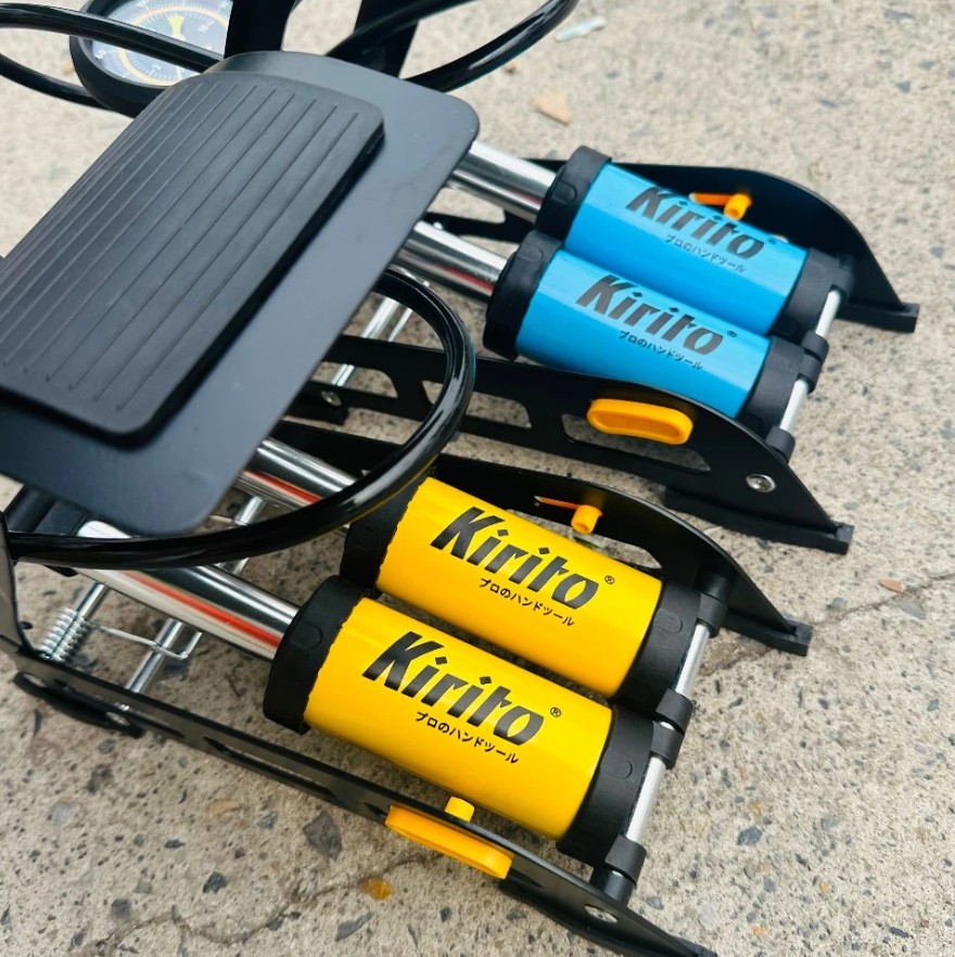Bơm Đạp Chân 2 Ống KIRITO – Trang Bị Đồng Hồ Áp Suất Chuẩn Xác Cho Các Dòng Xe