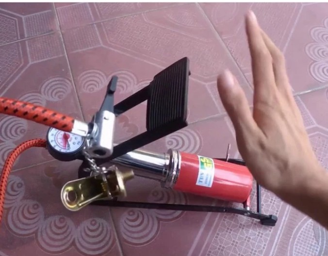 Bơm Đạp Chân Mini PTLuxury Đa Năng Dành Cho Xe Đạp, Xe Máy