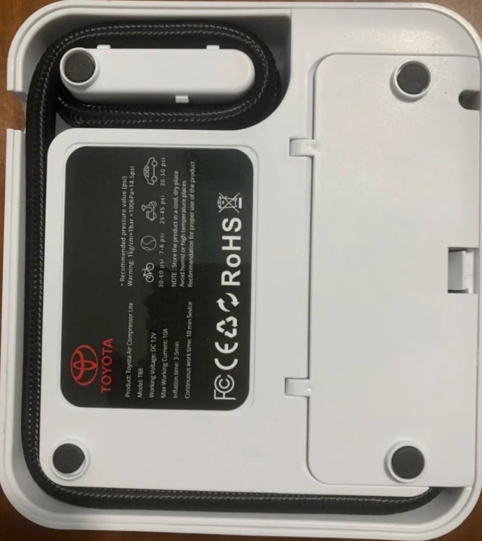 Bơm Lốp Xe Ô Tô Điện Tử Thông Minh Tự Ngắt Xi Lanh 2.5 Màn Hình LCD, BH 12 Tháng