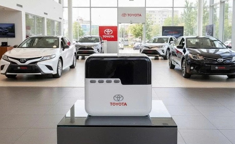 Bơm Lốp Xe Ô Tô Điện Tử Thông Minh Tự Ngắt Xi Lanh 2.5 Màn Hình LCD, BH 12 Tháng