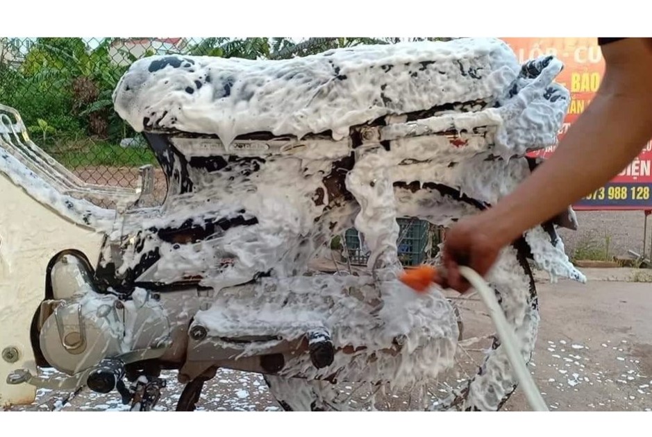 Bột Rửa Xe Ô tô, Xe Máy Bọt Tuyết Không Chạm MAX1 – Gói Lớn 1KG