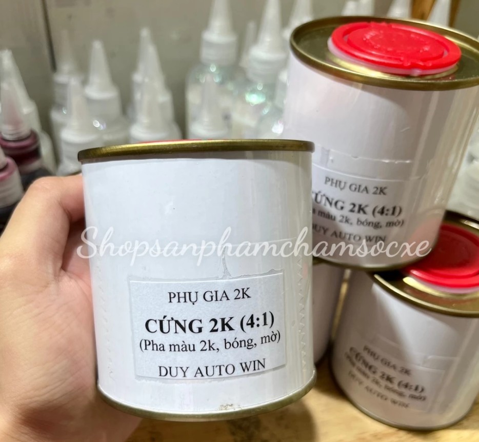 Chai Cứng 2K – Phụ Gia Dành Cho Sơn 2K Tự Bóng (Dạng Lon 125g và 250g)