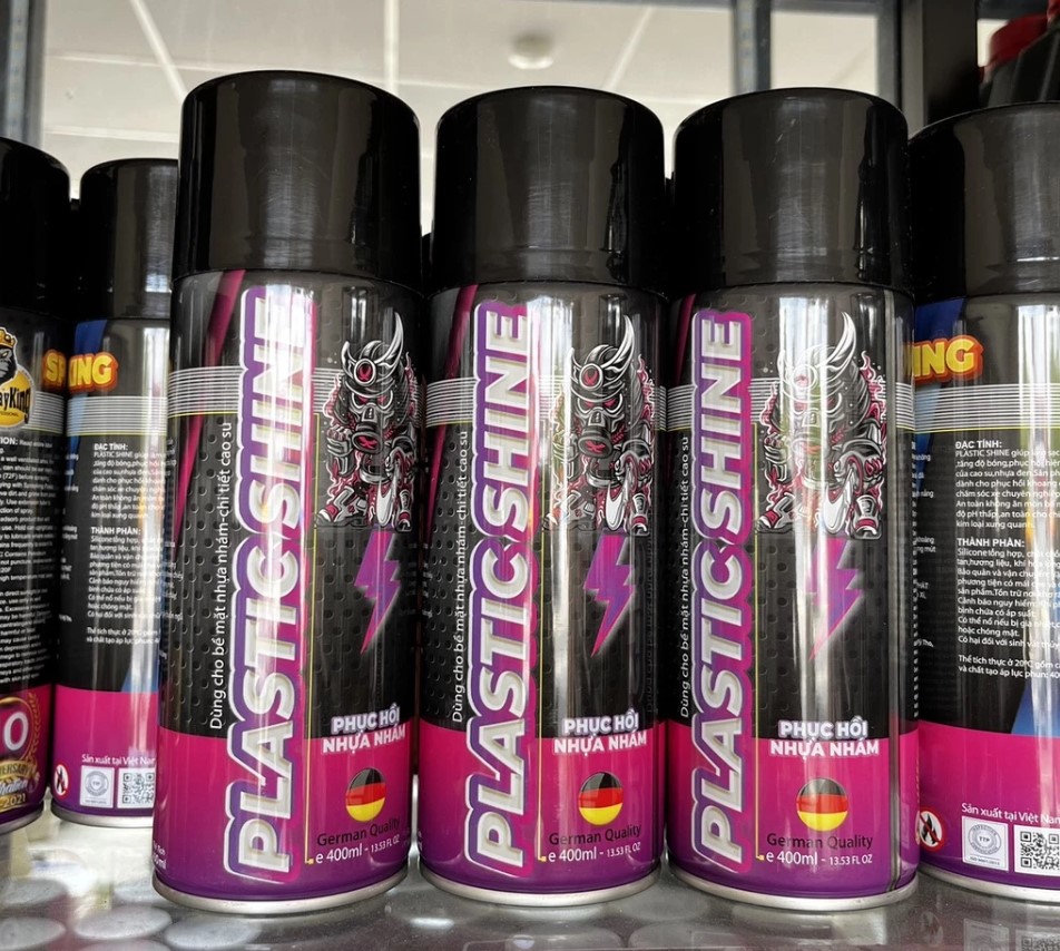 Chai Xịt Phục Hồi, Dưỡng Nhựa Nhám Sprayking Plastic Shine 400ml Tặng Khăn Mẫu Mới Nâng Cấp