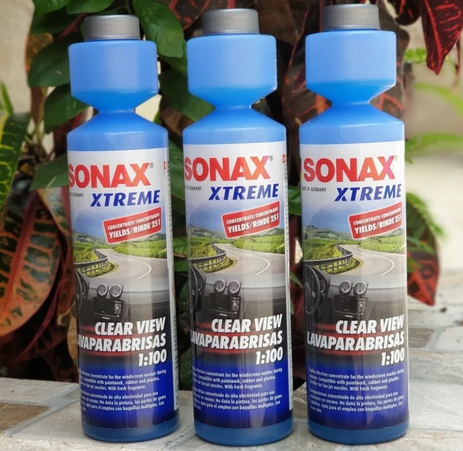 Nước Rửa Kính Ô Tô Cao Cấp SONAX Xtreme ClearView – Làm Sạch Nano, Bảo Vệ Kính Xe & Cao Su Gạt (250ml)