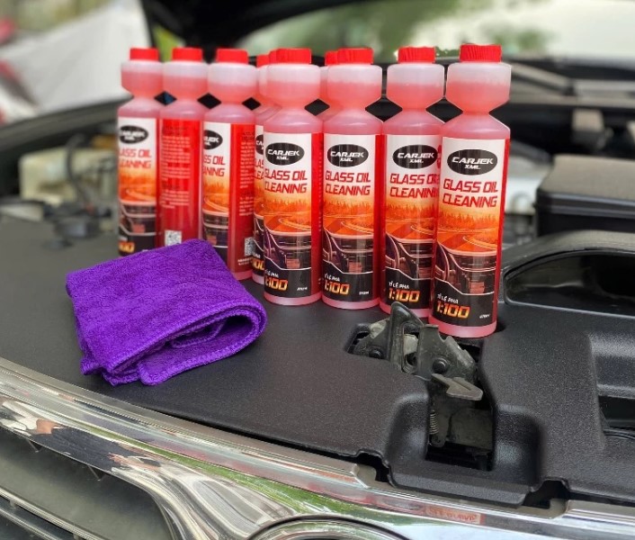 Nước Rửa Kính Ô Tô Đậm Đặc Tỉ Lệ 1:100 Chai 270ml Pha Được 27 Lít Nước, Không Hại Cao Su, Kính Trong