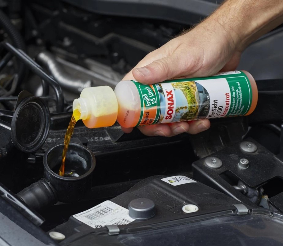 Nước Rửa, Làm Sạch, Làm Trong Kính Lái Xe SONAX Clear View 1:100 (371141) – Đức