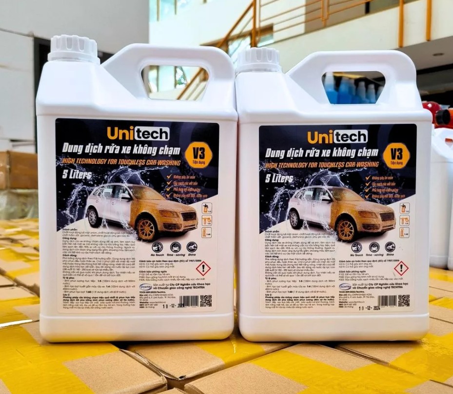 Nước Rửa Xe Bọt Tuyết Không Chạm UNITECH V3 (5 Lít) – Dung Dịch Rửa Xe Chính Hãng, Siêu Sạch