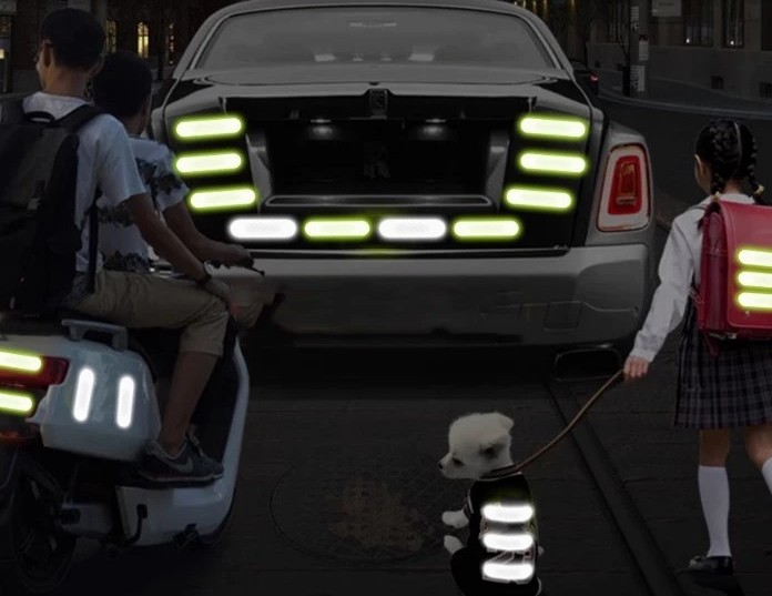 Bộ 10 Miếng Dán Phản Quang Cảnh Báo An Toàn, Chống Va Chạm, Tăng Nhận Diện Xe Hơi & Mũ Bảo Hiểm