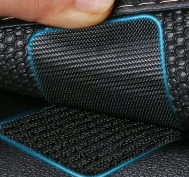 Bộ 2 / 4 Miếng Dán Cố Định Thảm Lót Sàn Ô Tô Hai Mặt, Chống Trượt, An Toàn Khi Lái Xe