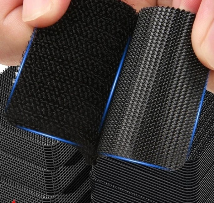 Bộ 2 / 4 Miếng Dán Cố Định Thảm Lót Sàn Ô Tô Hai Mặt, Chống Trượt, An Toàn Khi Lái Xe