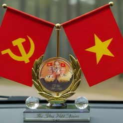 Bộ Cờ Tổ Quốc Trang Trí Thảm Taplo Xe Ô Tô, Cờ Để Bàn Làm Việc, Quà Lưu Niệm Ý Nghĩa