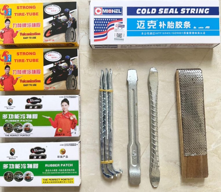 Bộ Vá Săm Xe Đạp, Xe Máy (Đầy Đủ Miếng Vá, Keo, Móc Lốp, Đánh Săm)