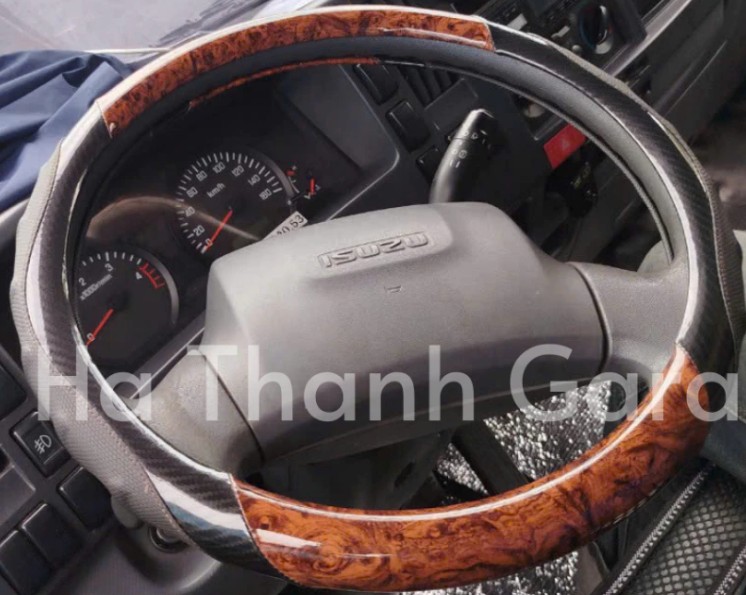 Bọc Vô Lăng Xe Tải, Xe Khách, Xe Đầu Kéo Vân Gỗ Da Cao Cấp, Size 38cm – 50cm