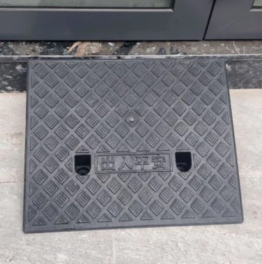 Bục Lên Xuống Xe Nhựa PVC 50x38x15cm, Chống Trượt An Toàn, Nhẹ Gọn Tiện Dụng