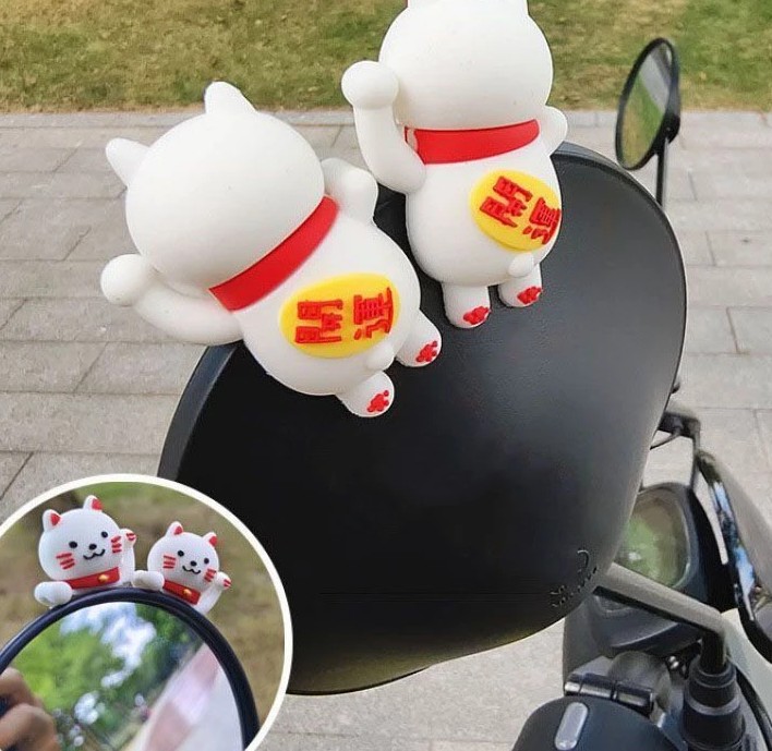 Búp Bê Mini Dễ Thương Trang Trí Biển Số Xe Hơi, Xe Máy, Điện Thoại, Màn Hình Máy Tính, Tai Gương, Góc Bàn