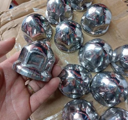 Chụp Inox Tắc Kê Ốc 41, Bọc Tắc Kê Xe Tải Kia (Đầu Nhọn)