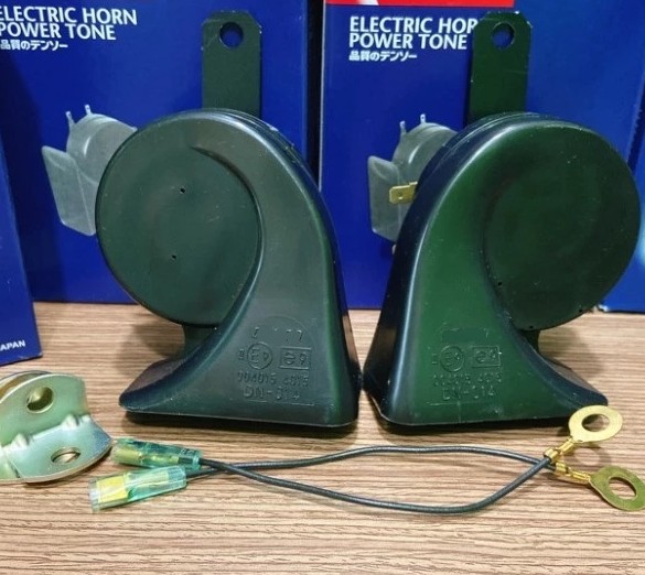 Còi Sên (Còi Sò) DENSO 12V Chính Hãng Indonesia, Âm Thanh Mạnh Mẽ, Giắc & Bát Đầy Đủ