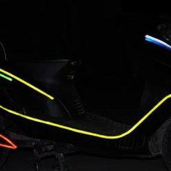Cuộn Decal Phản Quang Dán Viền Xe, Tem Chỉ Phản Quang Bản 1cm × Dài 8 Mét