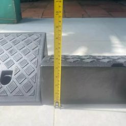 Dốc Bục Lên Xuống Đa Năng Bằng Nhựa PVC, Cầu Dắt Xe Ô Tô, Xe Máy, Xe Đạp Chống Trượt