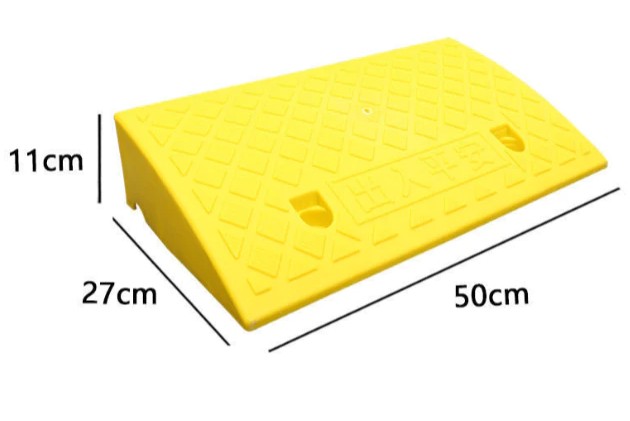 Dốc Bục Lên Xuống Xe 50x27x11cm, Bậc Cầu Dắt Xe Nhựa PVC Chịu Lực, Có Lỗ Bắt Ốc Cố Định