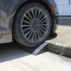 Dốc Bục Lên Xuống Xe 50x27x11cm, Bậc Cầu Dắt Xe Nhựa PVC Chịu Lực, Có Lỗ Bắt Ốc Cố Định