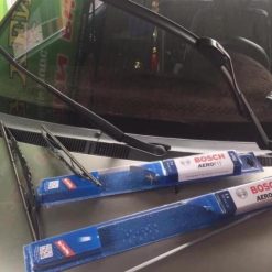 Gạt Mưa Xe Ô Tô Bosch Aerofit Loại Không Xương Lưỡi Silicon, Siêu Sạch, Êm Ái, Dễ Lắp
