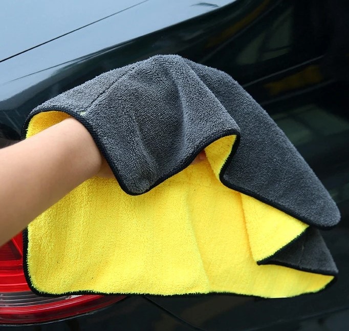 Khăn Lau Vệ Sinh Đa Năng Cho Xe Ô Tô, Cửa Sổ và Nhà Cửa Tiện Dụng & Hiệu Quả