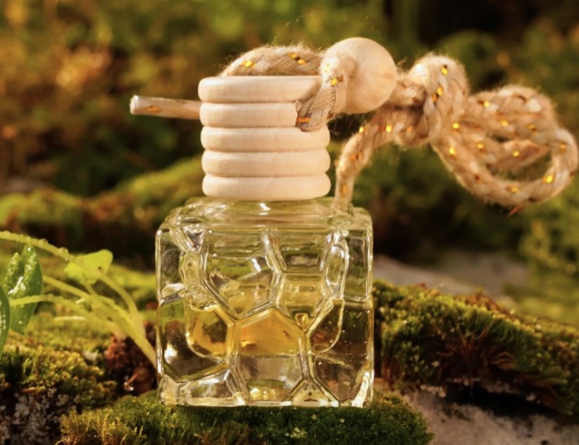 Lọ Tinh Dầu Treo Xe Ô Tô Họa Tiết Kim Cương, Tinh Dầu Nguyên Chất, Khử Mùi